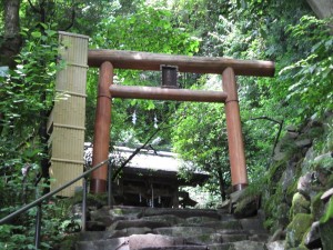 玉簾神社