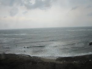 JR山陰本線 出雲市~益田 この辺って海がすっごくきれいですね