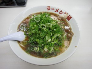 萬福ラーメン 京都駅烏丸口の近くにて