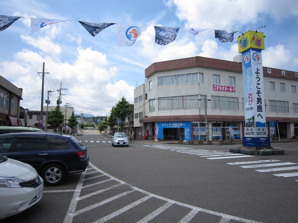 JR男鹿駅 ロータリー