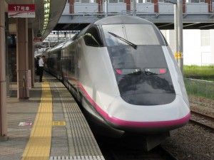 秋田新幹線 こまち E3系 秋田駅にて