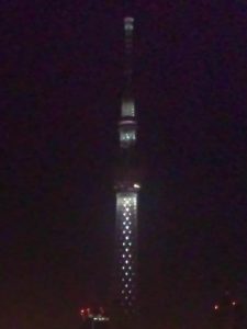 東京スカイツリー 開業前のクリスマスに特別にライトアップです