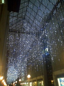 神戸ハーバーランドの中 イルミネーションが幻想的な空間です