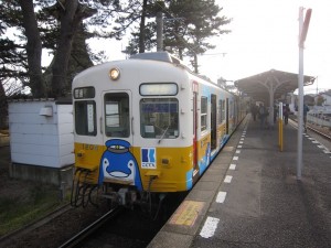 ことでん 琴電琴平駅 ホーム