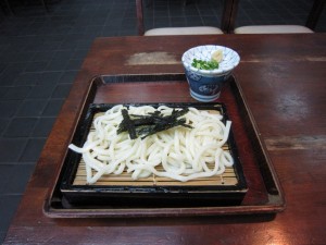 さぬきうどん 金毘羅さんにて ざるでいただきます