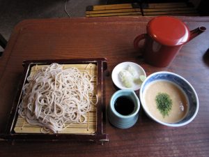 とろろそば 小田原駅前にて