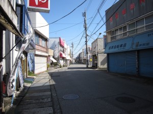 下今市駅周辺は、シャッター街と化しています