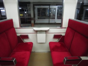 東武6050系 クロスシート JRより若干快適です