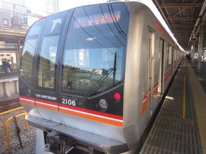 東葉高速鉄道2000系 中野駅にて