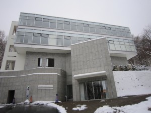 札幌藻岩山ロープウェイ もいわ山麓駅 駅舎 ロープウェイ乗り場は4階です