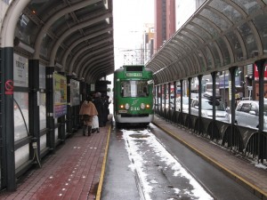 札幌市電 西4丁目電停 地下鉄の最寄り駅は大通駅です