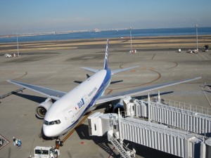 ボーイング777-200 羽田空港にて