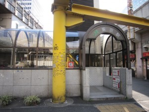 JR京葉線 東京駅 2番出口 地上から