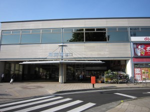 西武池袋線 飯能駅 西口 駅舎