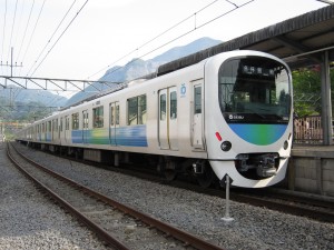 西武鉄道30000系 正面 横瀬駅にて