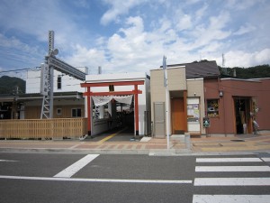 富士急行線 大月駅 駅舎