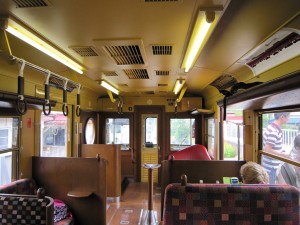 富士急行 1000系 富士登山電車 車内