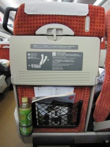 JR東日本 E4系 山形新幹線つばさ シート背面