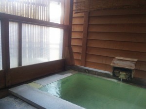 山形 蔵王温泉 ホテルルーセントタカミヤ 貸切露天風呂