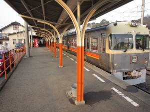 伊予鉄道 高浜線 高浜駅 ホーム