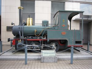 伊予鉄道 1号機関車 伊予鉄道本社前にて