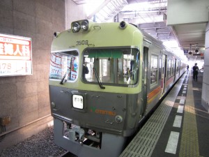 伊予鉄道 郡中線 3000系 松山市にて