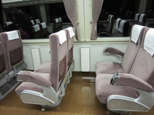 東武鉄道 200系 特急りょうもう シート その2