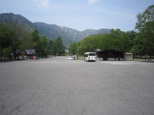 東武バス日光 湯元温泉バスターミナル 全景 不必要なまでに広いです