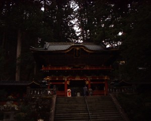 日光廟大猷院 二天門 工事する前の写真