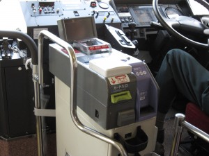 京都市バス 運賃箱