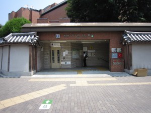 京都地下鉄烏丸線 今出川駅 京都御苑側出口