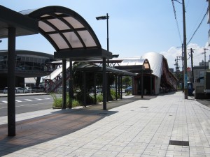 桜島フェリー 桜島へはこのエスカレータを昇ります
