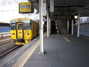 JR九州 キハ200系 正面 鹿児島中央駅にて