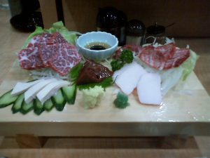 熊本名物 馬刺し
