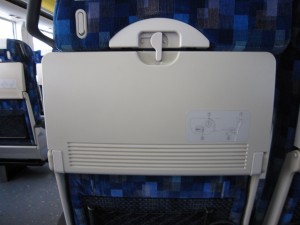 JR京葉線 E257系 特急さざなみ テーブル