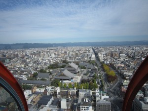 京都タワー 展望室5階 北側から見える京都市内の景色