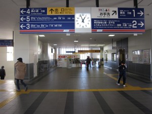 東武小泉線 館林駅 橋上改札口 乗り場案内