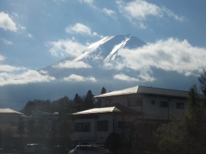 富士急行線 富士山駅 (旧:富士吉田駅) ホームから見える富士山