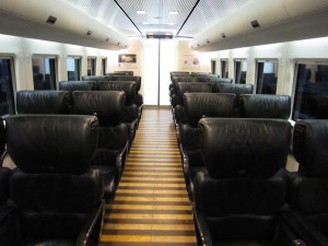 JR九州 885系 特急 白いかもめ 車内