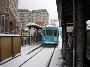 長崎電気軌道 360型 大雪の長崎市内 大浦天主堂下電停にて