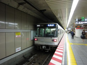 東京メトロ 日比谷線 03系 前面 銀座駅にて