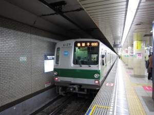 東京メトロ 千代田線 6000系 前面 北千住駅にて