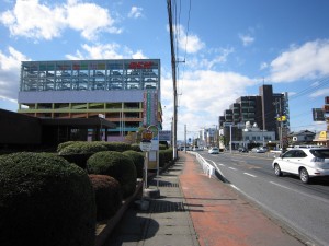 高崎市内循環バス ぐるりん 群南団地 バス停留所 高崎 京ヶ島天然温泉 湯都里への最寄りバス停です