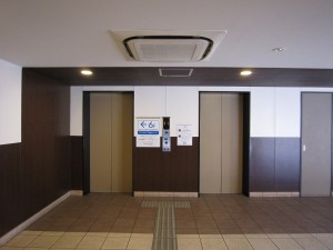 大師温泉 THE SPA 西新井 エレベータで3階へ上がります
