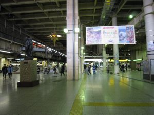 JR東北本線 上野駅 地上ホーム 特急草津はここから発着します