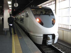 JR北陸本線 683系 特急サンダーバード 前面