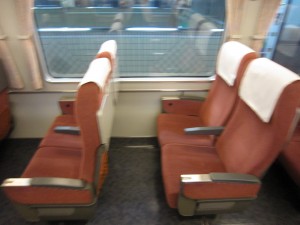 JR北陸本線 681系 特急しらさぎ シート側面
