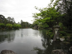 金沢 兼六園 霞ヶ池 虹橋から撮影