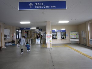 えちぜん鉄道 勝山永平寺線 福井駅 切符売り場と改札口 なんと切符も手売りです