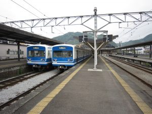 伊豆箱根鉄道駿豆線 修善寺駅 ホーム 左から順に、1番線・2番線・3番線・4番線・5番線
